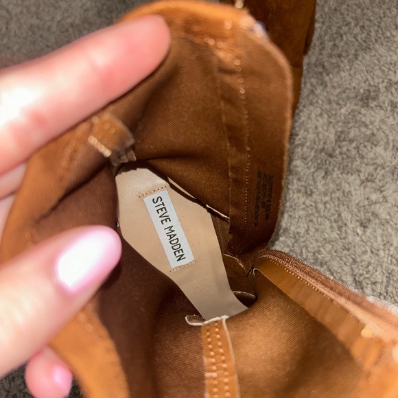 Steve Madden Light Brown Booties - Picture 3 of 4